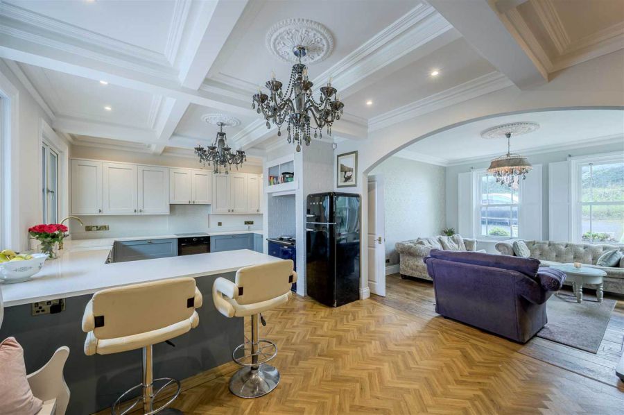 2c Maxwell Road