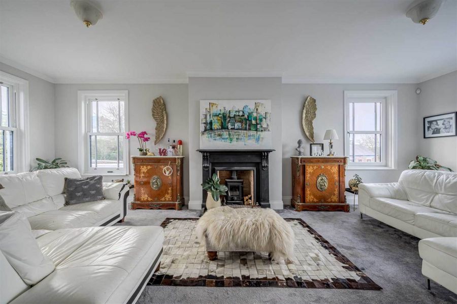 2c Maxwell Road