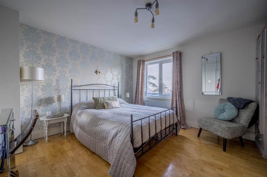 2c Maxwell Road