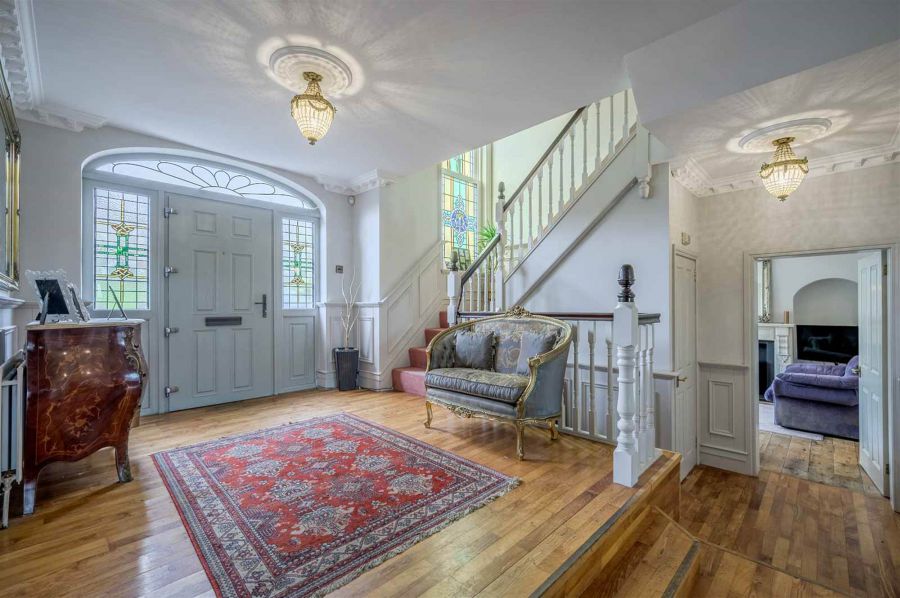 2c Maxwell Road
