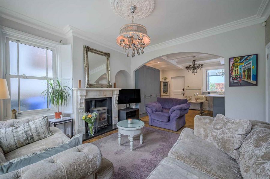 2c Maxwell Road