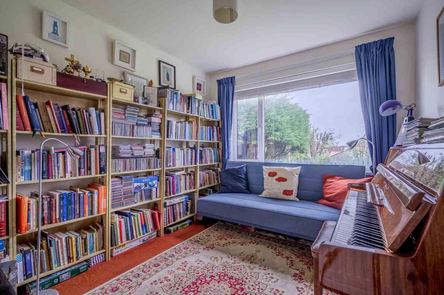 53 Chippendale Avenue