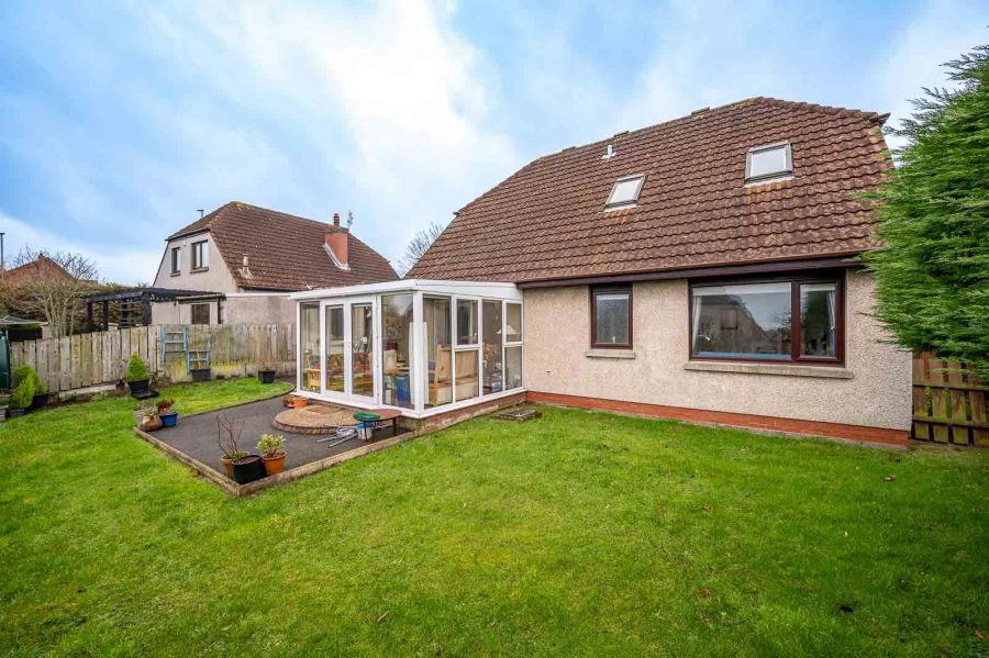 53 Chippendale Avenue