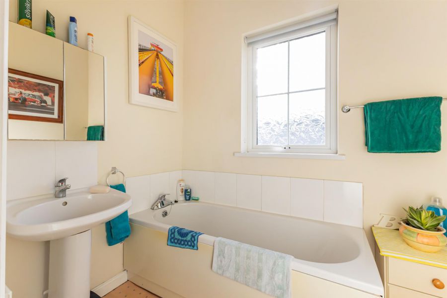 1 Upritchard Crescent