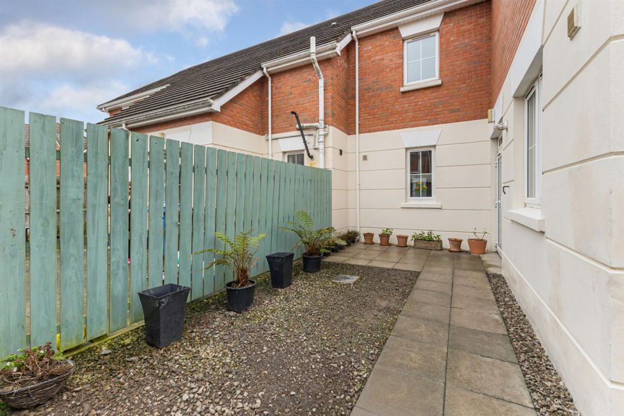 1 Upritchard Crescent