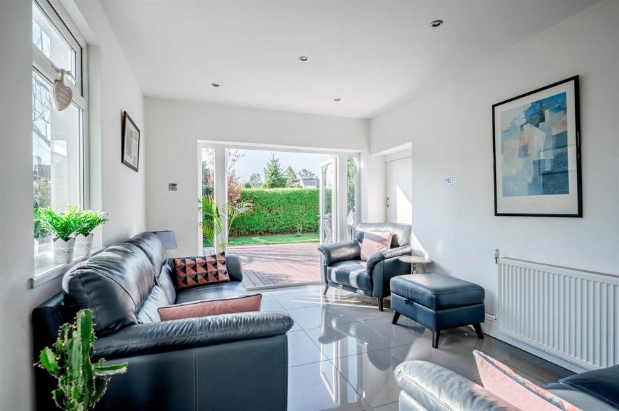 Artona, 29 Bryansburn Road
