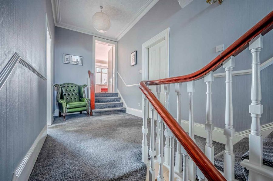 Artona, 29 Bryansburn Road