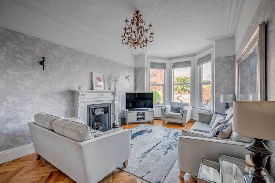 Artona, 29 Bryansburn Road