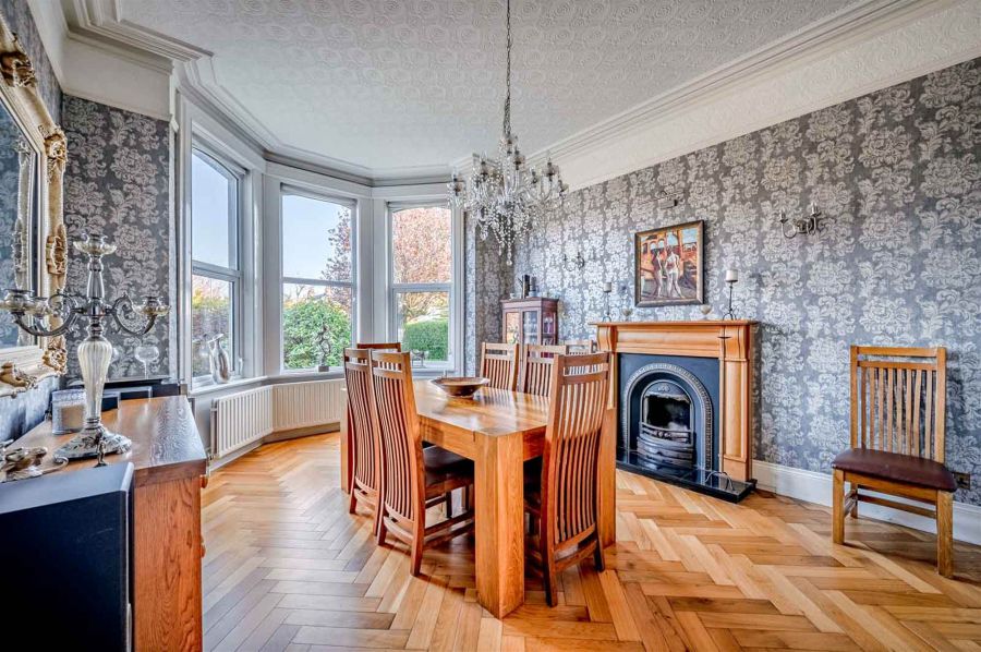 Artona, 29 Bryansburn Road