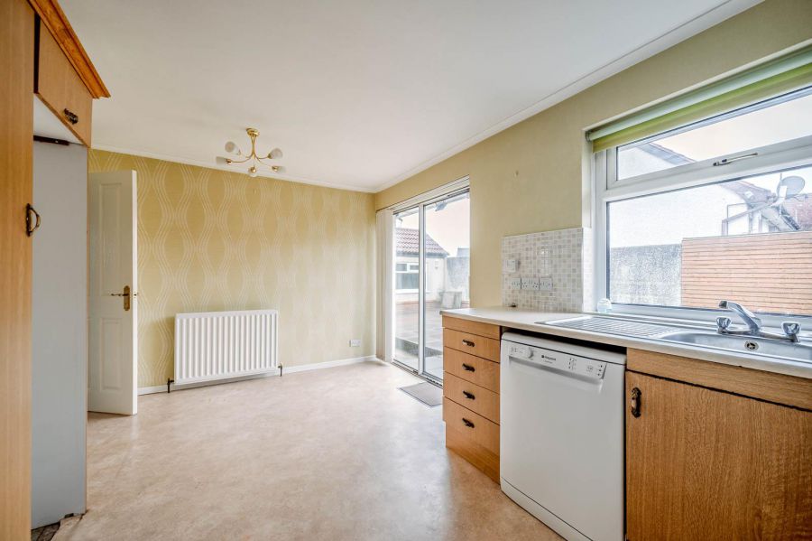28 Irvine Park