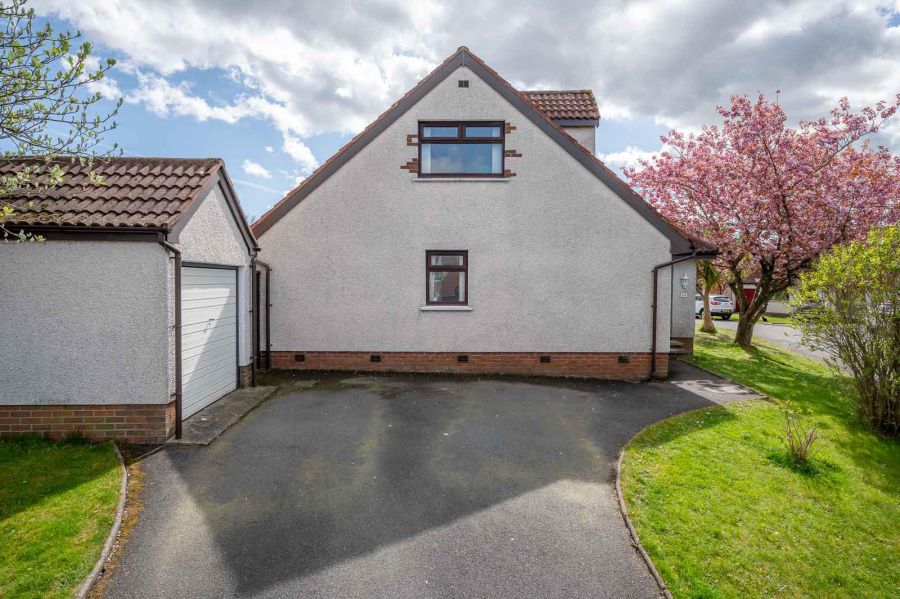 28 Irvine Park