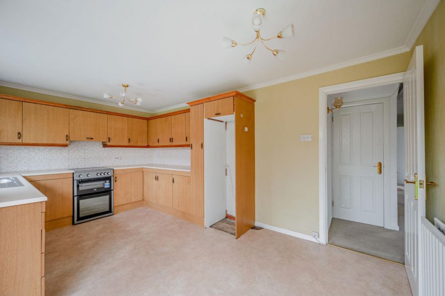28 Irvine Park