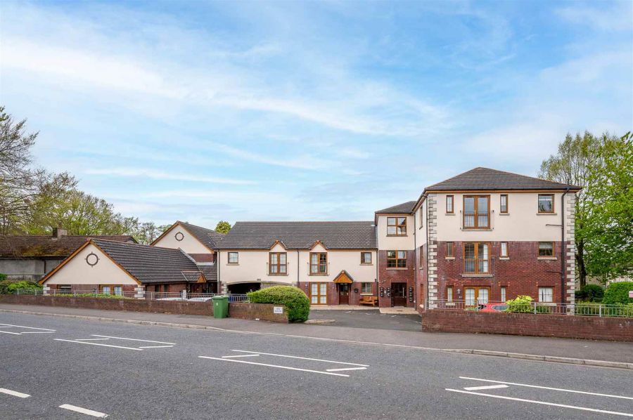 Flat 2 244 Clandeboye Road