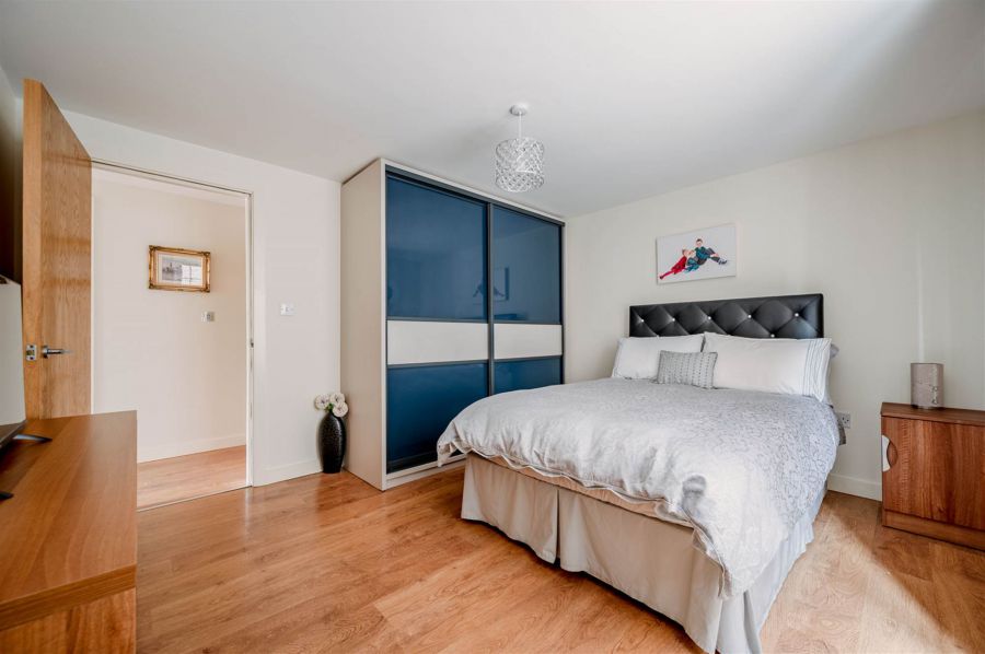 Flat 2 244 Clandeboye Road