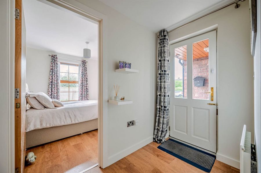 Flat 2 244 Clandeboye Road