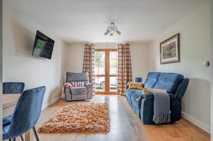 Flat 2 244 Clandeboye Road