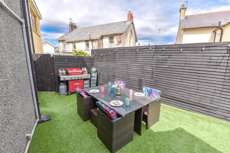 89 Donaghadee Road