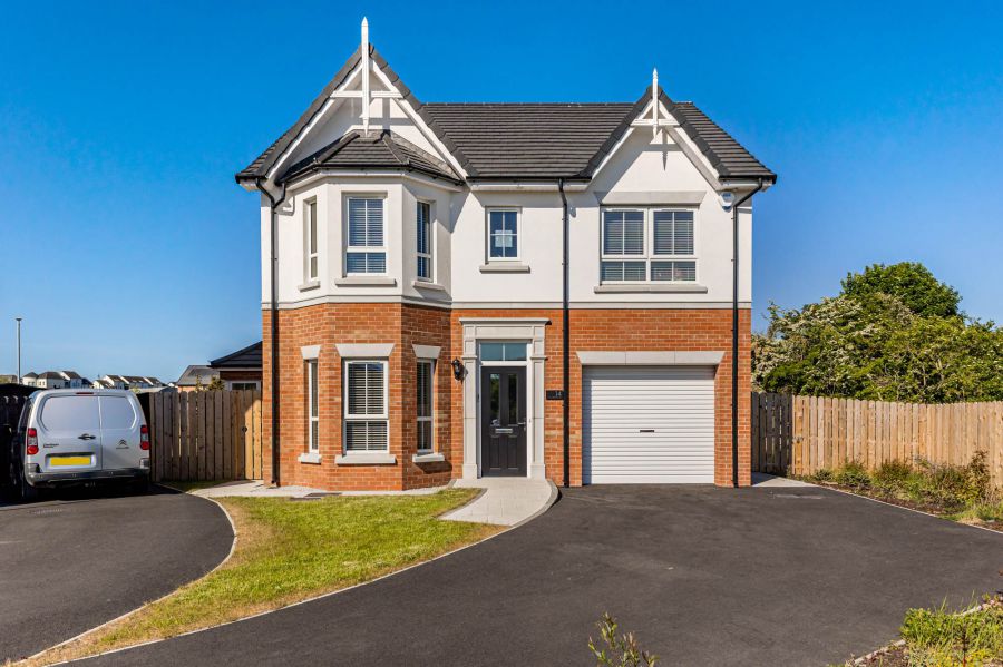 14 Rowanvale Crescent