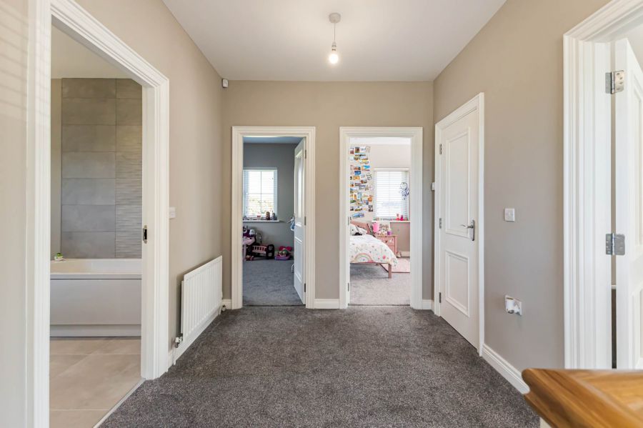 14 Rowanvale Crescent