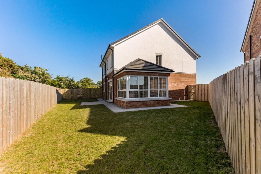 14 Rowanvale Crescent