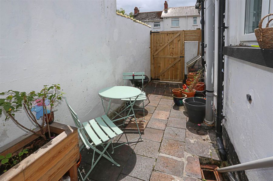 51 Railwayview Street