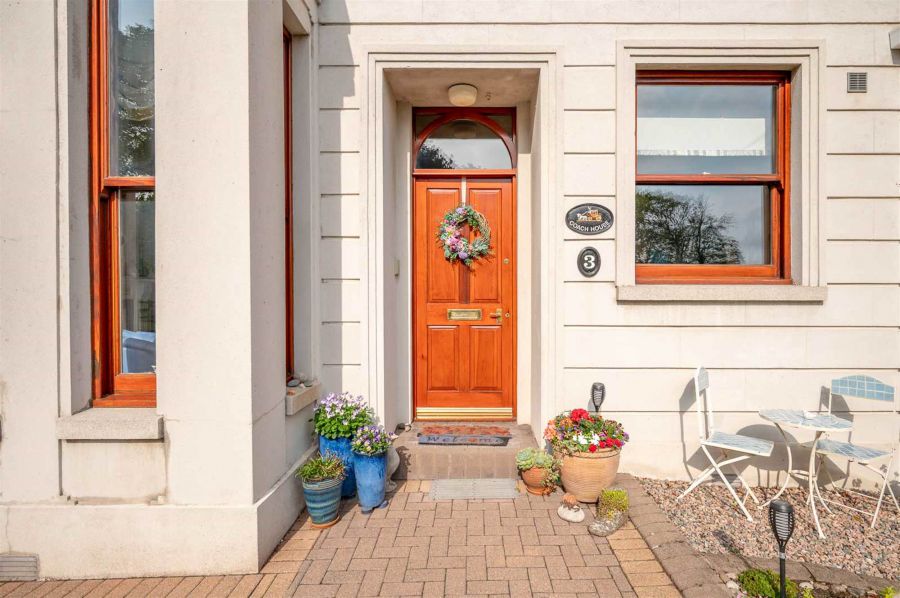 3 Seacourt