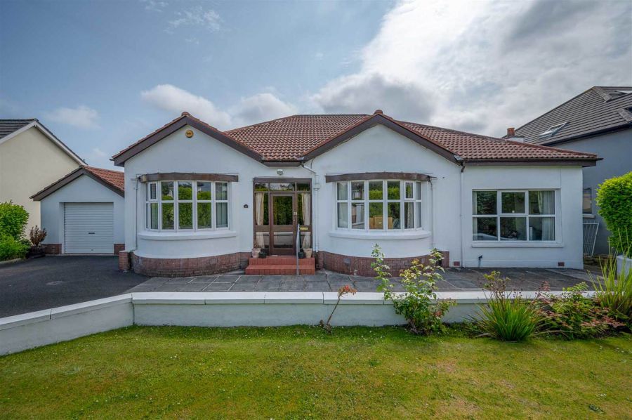 48 Killaire Park,carnalea, bangor, BT19 1EJ