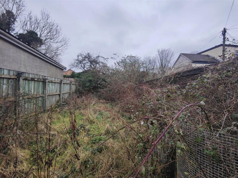 3 Ballygomartin Road