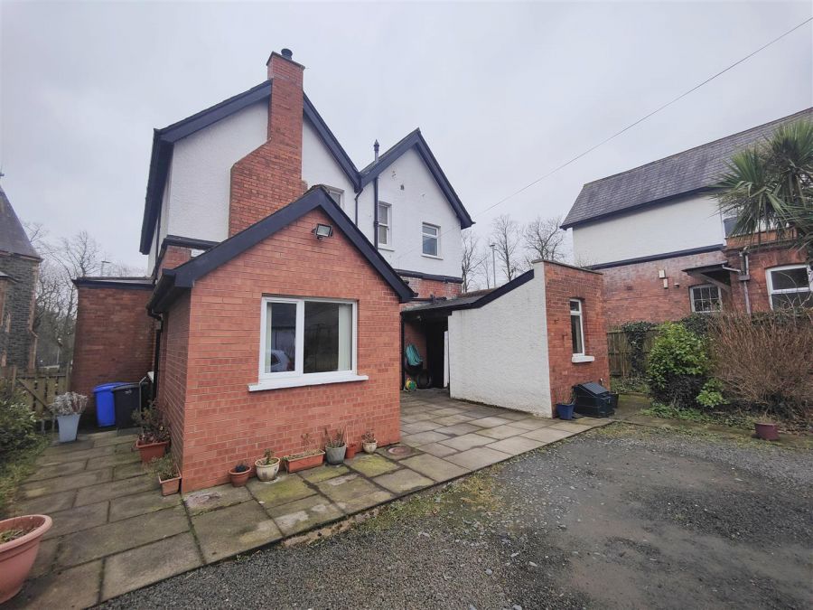 3 Ballygomartin Road