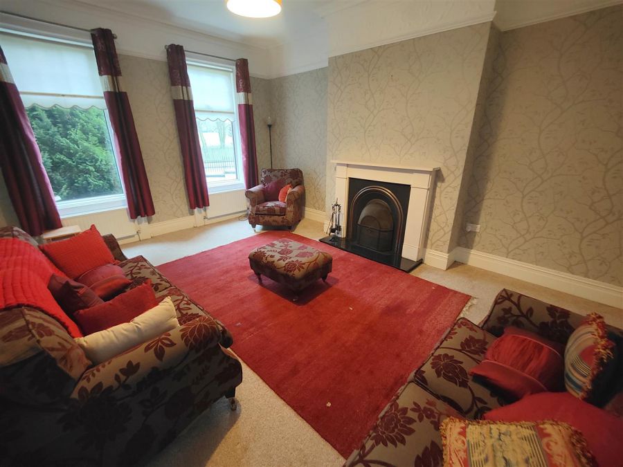 3 Ballygomartin Road
