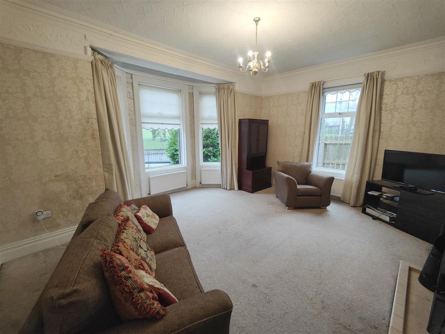 3 Ballygomartin Road
