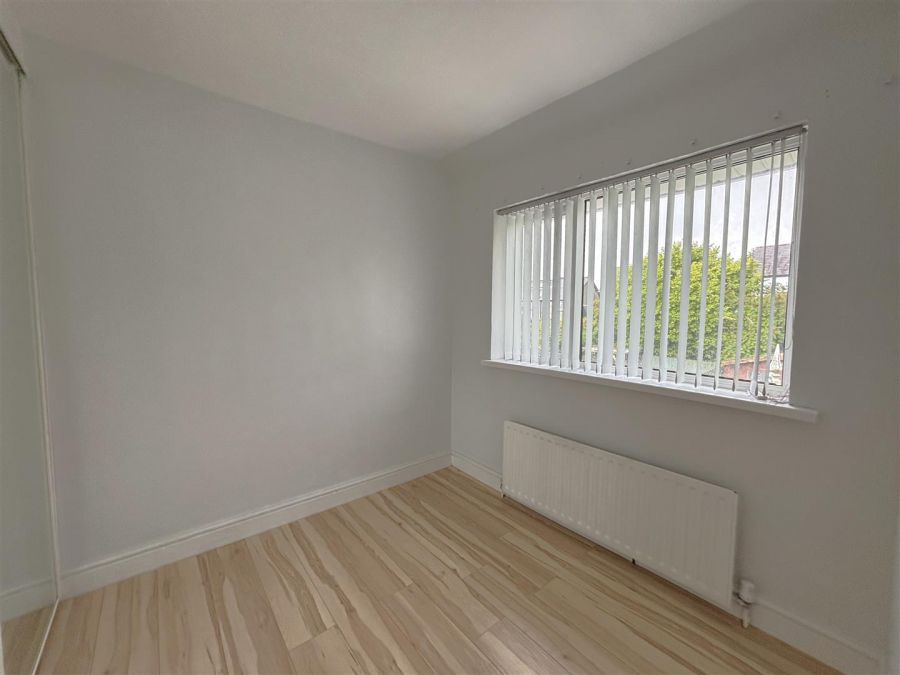 122 Joanmount Park