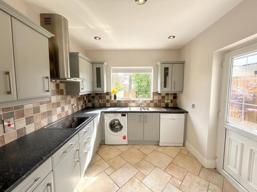 2 Strathmore Park North