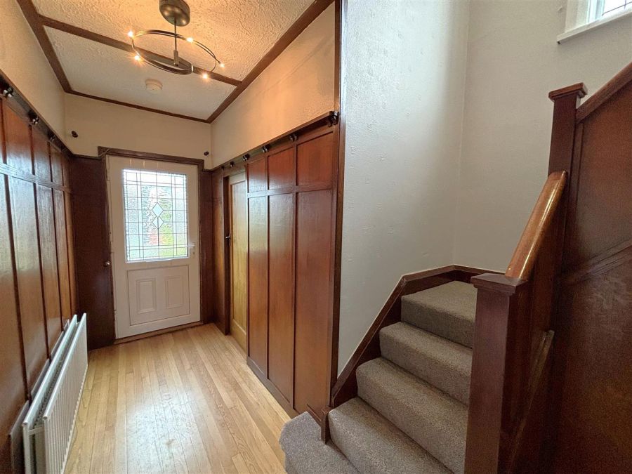 2 Strathmore Park North