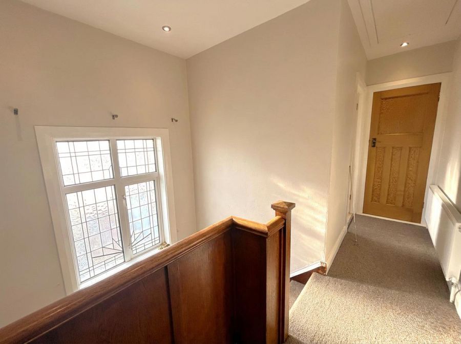 2 Strathmore Park North