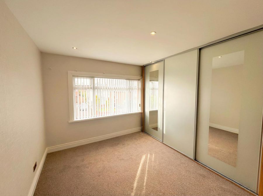 2 Strathmore Park North