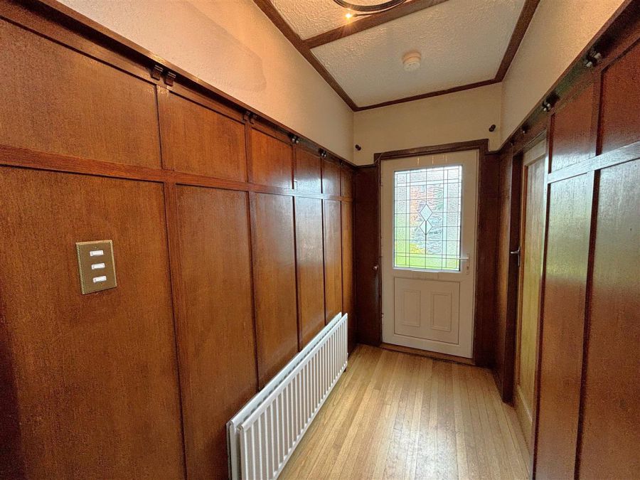 2 Strathmore Park North