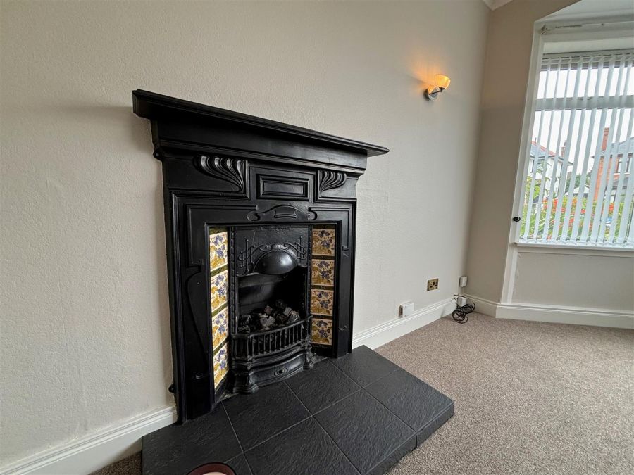 2 Strathmore Park North