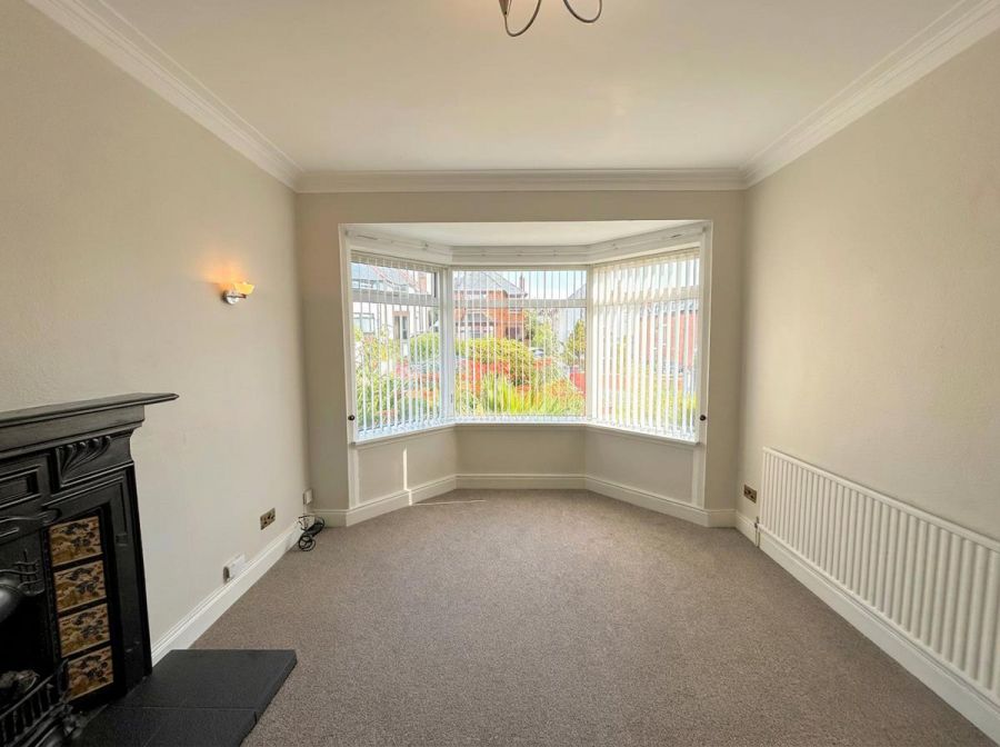 2 Strathmore Park North