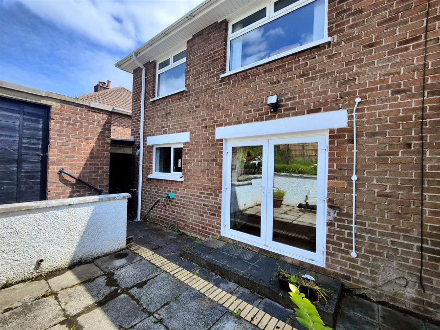 71 Sunningdale Park