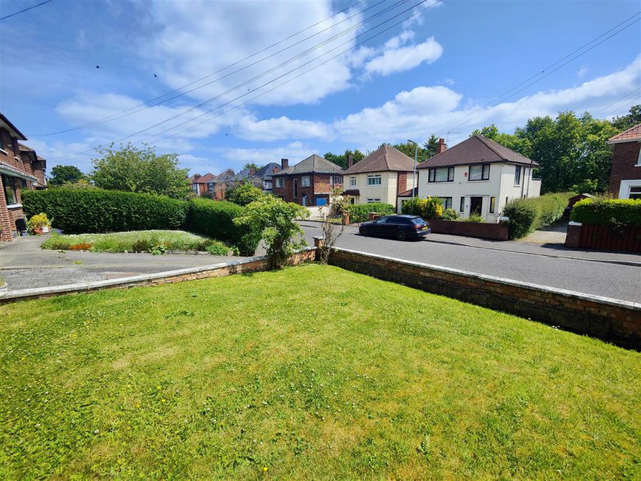 71 Sunningdale Park