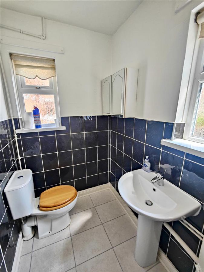 71 Sunningdale Park