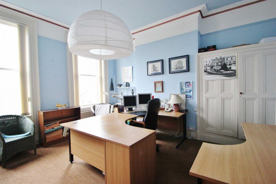 89 Cliftonville Road