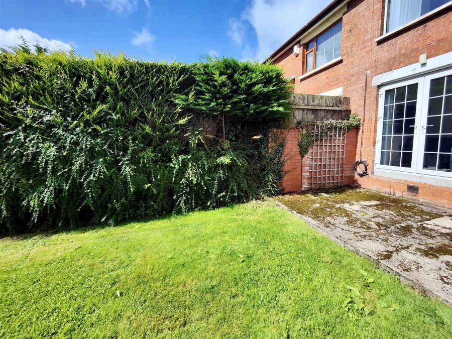 15 Alexandra Gardens