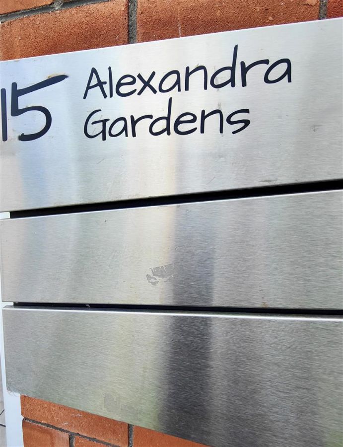 15 Alexandra Gardens