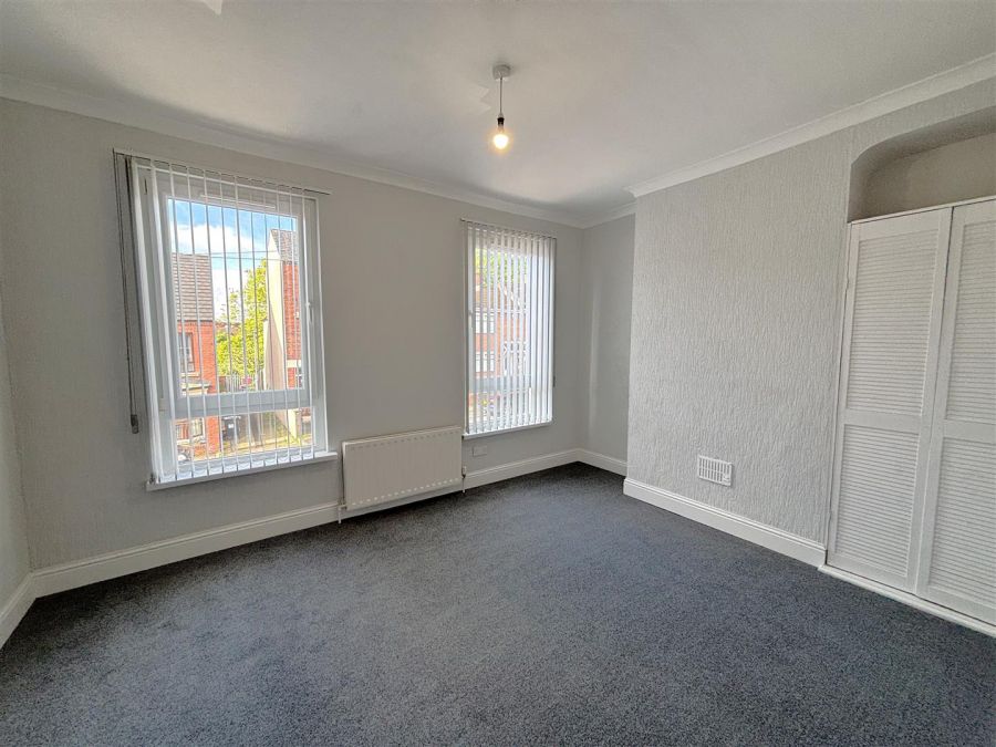 69 Gainsborough Drive