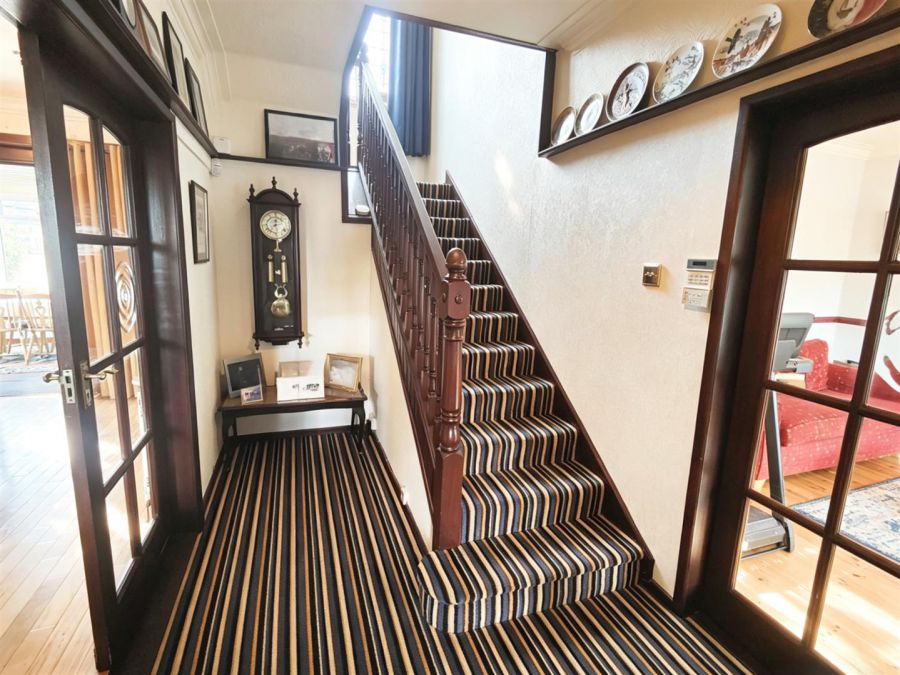 556 Crumlin Road
