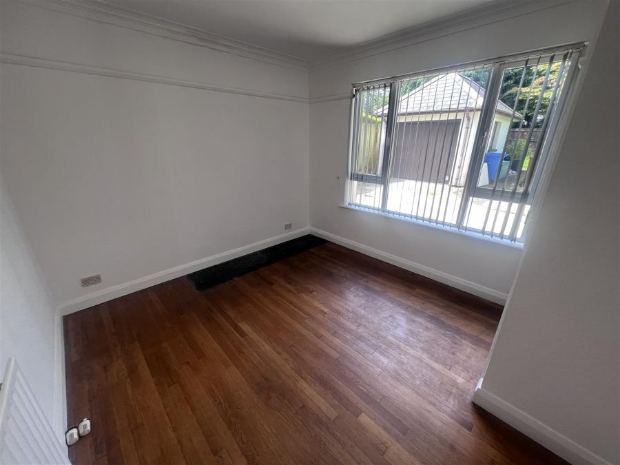 Apt 1 546 Antrim Road