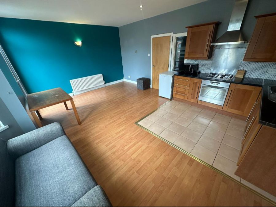 Flat 2, 10 Brookhill Avenue Flat 2, 10 Brookhill Avenue