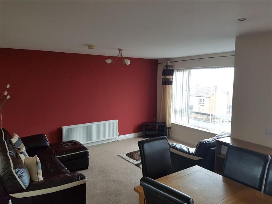 Apt 6, 254 Crumlin Road